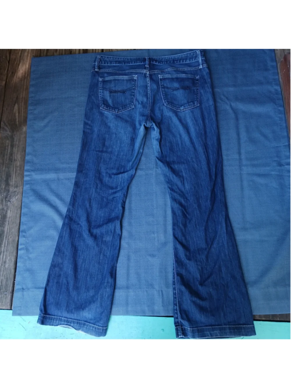 Gap 1969 33R/ 16L Long And Lean Trouser w Flare Medium Wash